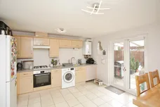 Avocet Close, Rugby