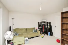 Avocet Close, Rugby