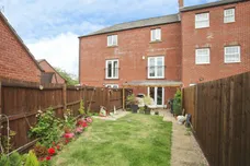 Avocet Close, Rugby