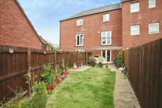 Avocet Close, Rugby