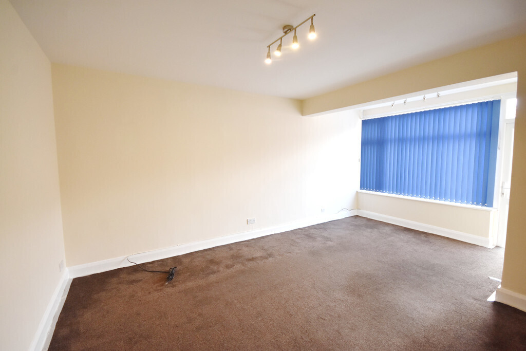 Bevington Crescent, Coventry Image 6