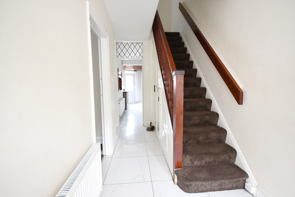 Bevington Crescent, Coventry Image 8