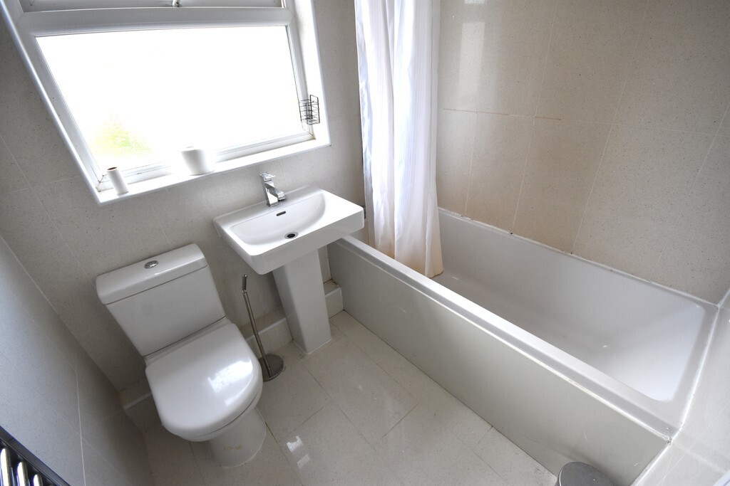 Bevington Crescent, Coventry Image 12