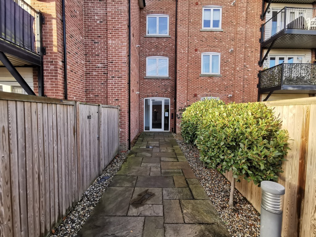 Waterside Drive, Ditchingham Image 2