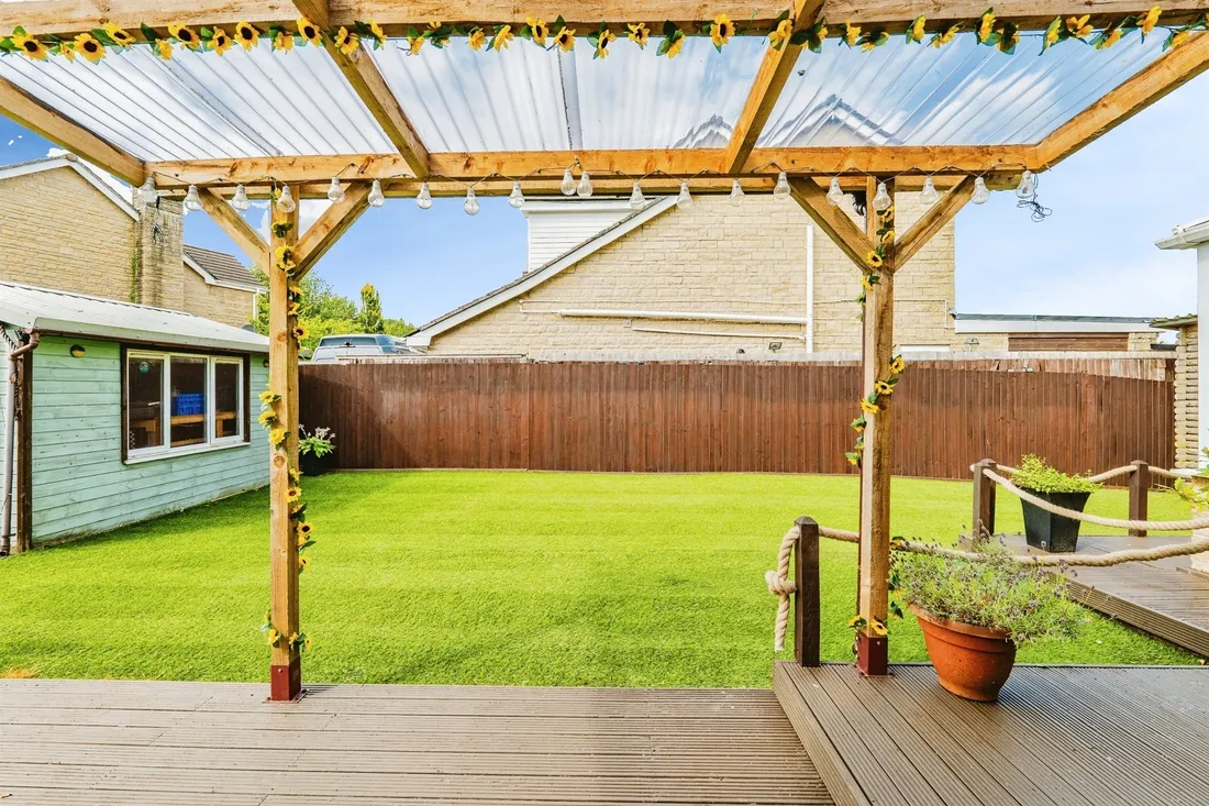 Property photo 31