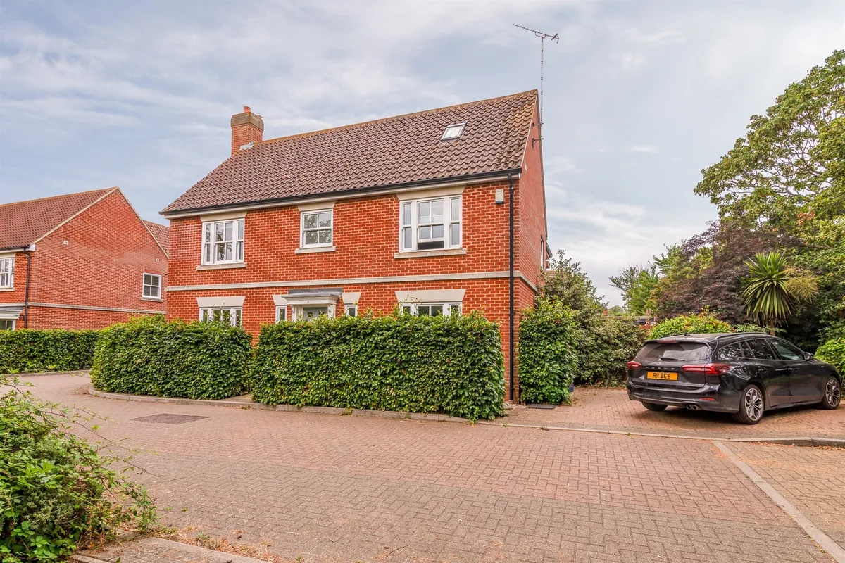 Vicarage Court, Southminster