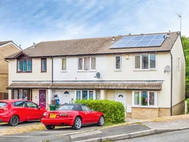 Oakleafe Drive, Pontprennau, Cardiff photo