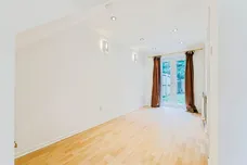 Oakleafe Drive, Pontprennau, Cardiff