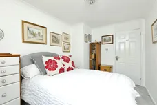 Earles Court, Retford