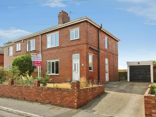 Pickhills Avenue, Goldthorpe, Rotherhamphoto