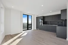 Midlle Road, London, London