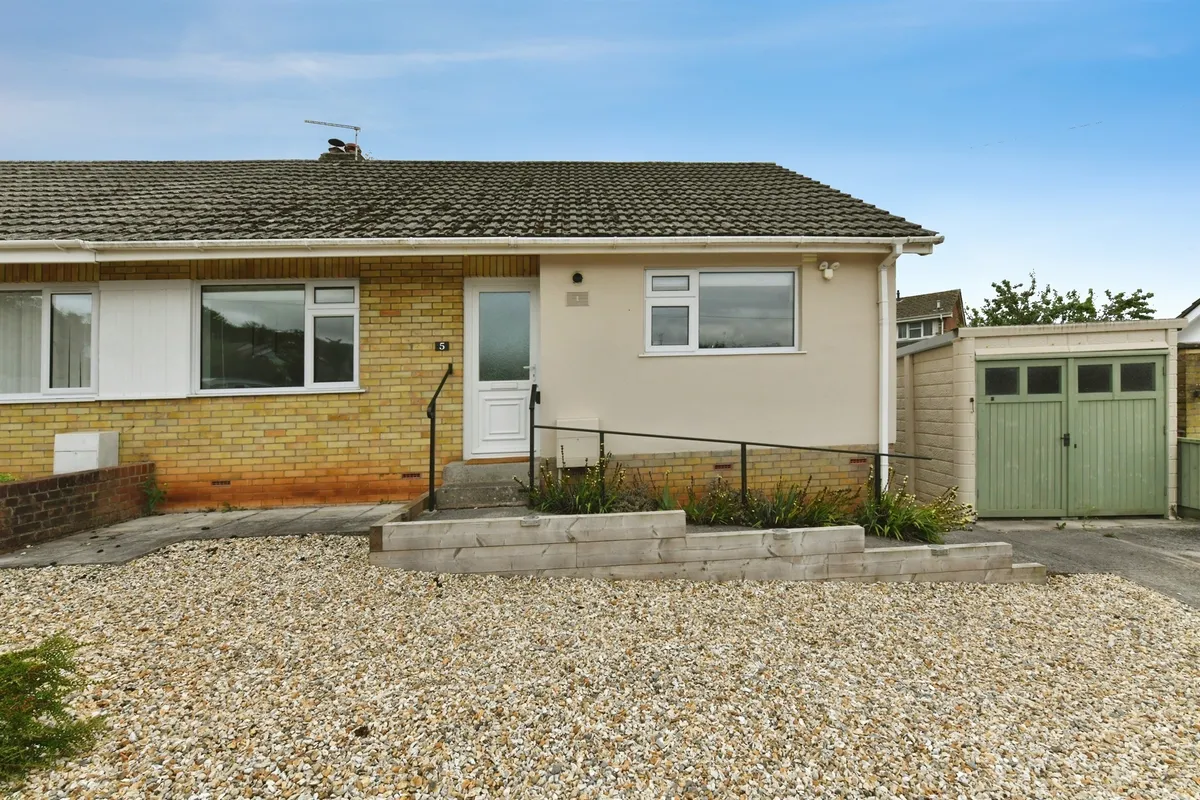 Goodymoor Avenue, Wells