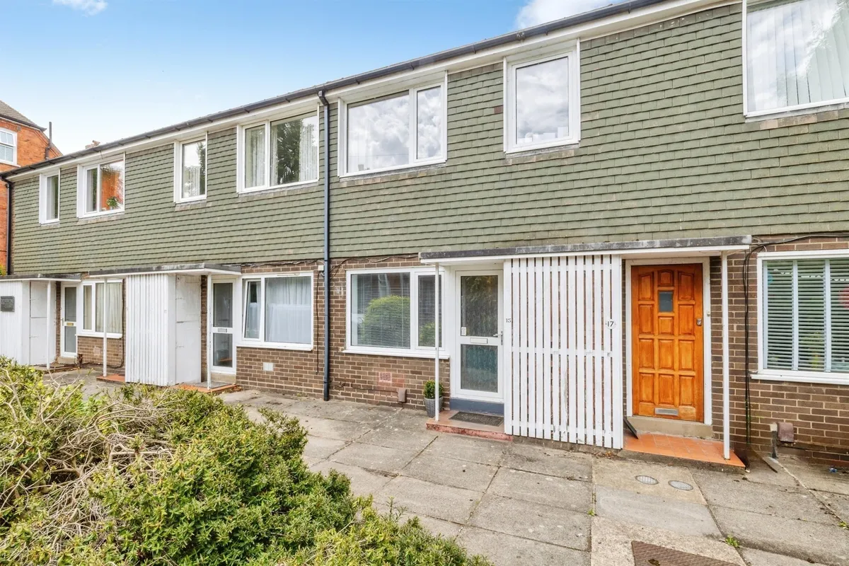 Stonefield Avenue, Lincoln