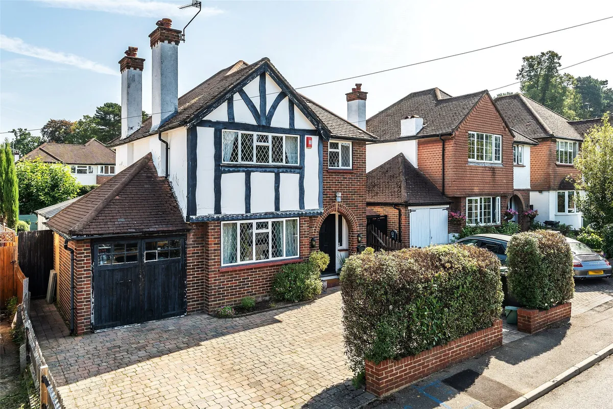 Homelands, Leatherhead, Surrey, KT22