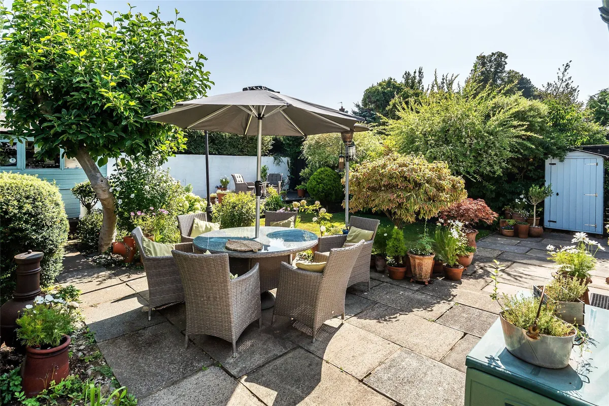 Homelands, Leatherhead, Surrey, KT22