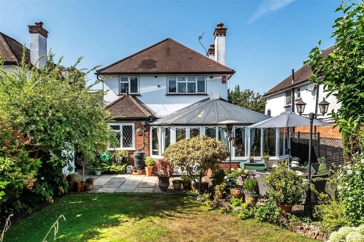 Homelands, Leatherhead, Surrey, KT22