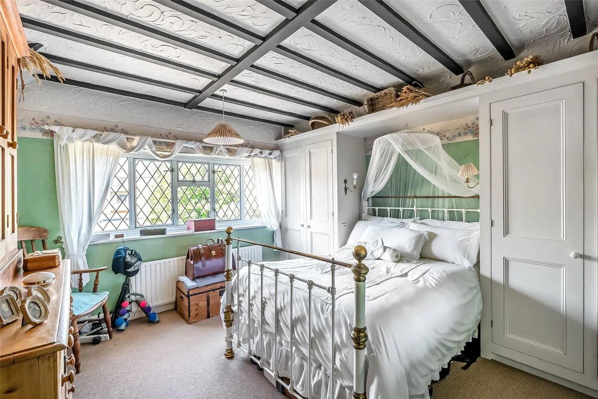Homelands, Leatherhead, Surrey, KT22