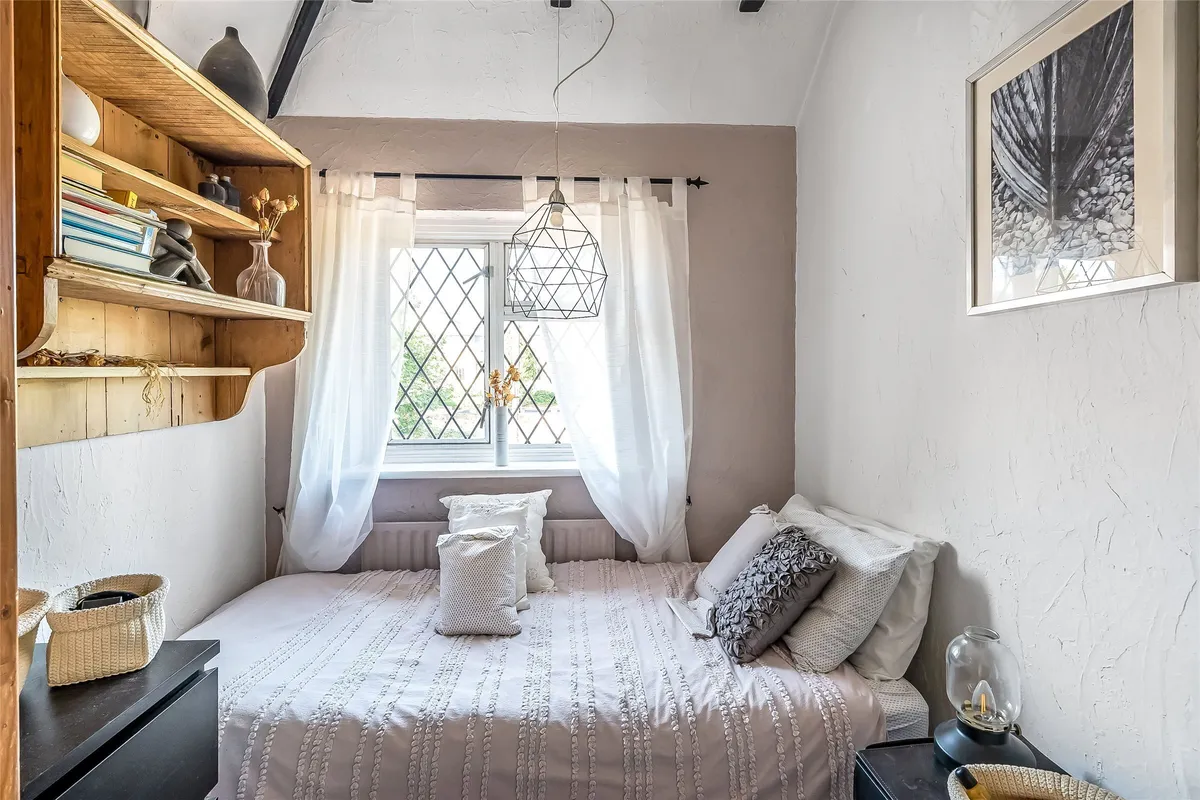 Homelands, Leatherhead, Surrey, KT22