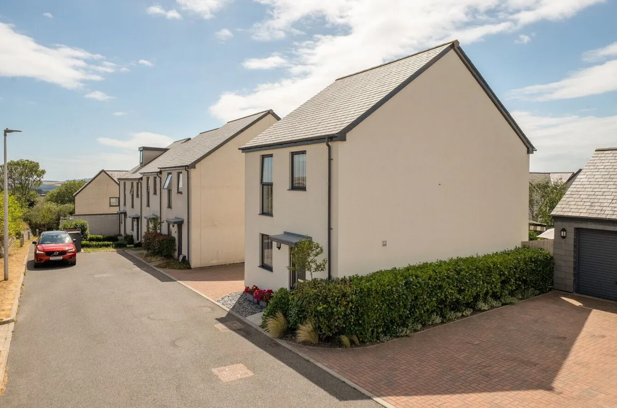 Applegate Way,Kingsbridge,TQ7 1FL