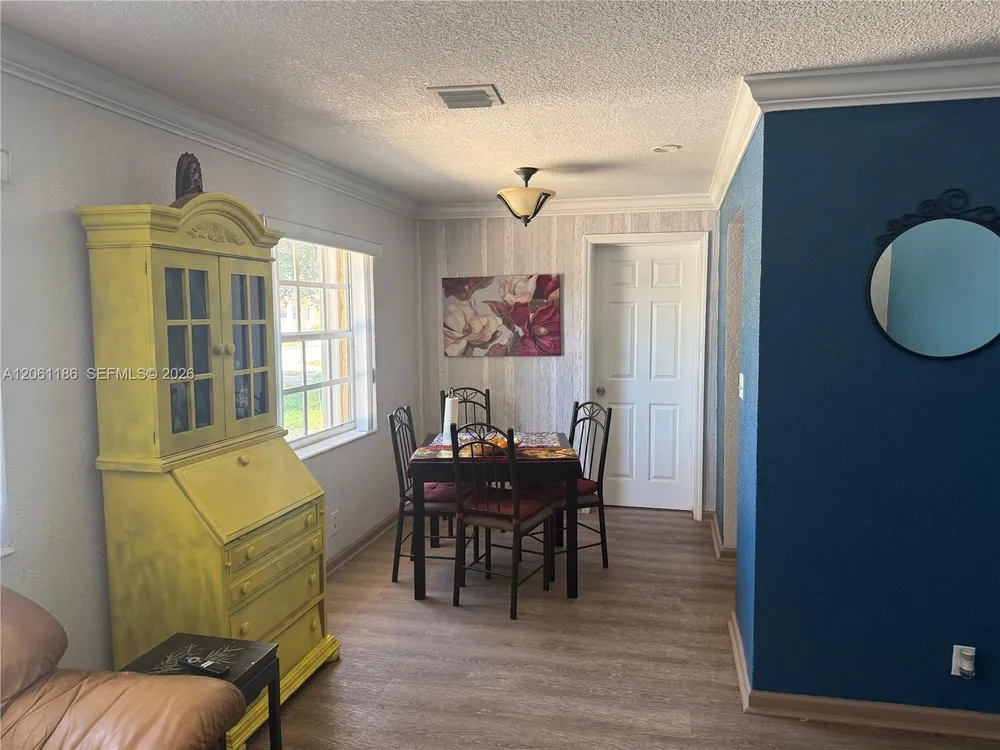 4320 SW 56th Ave, Davie, FL 33314