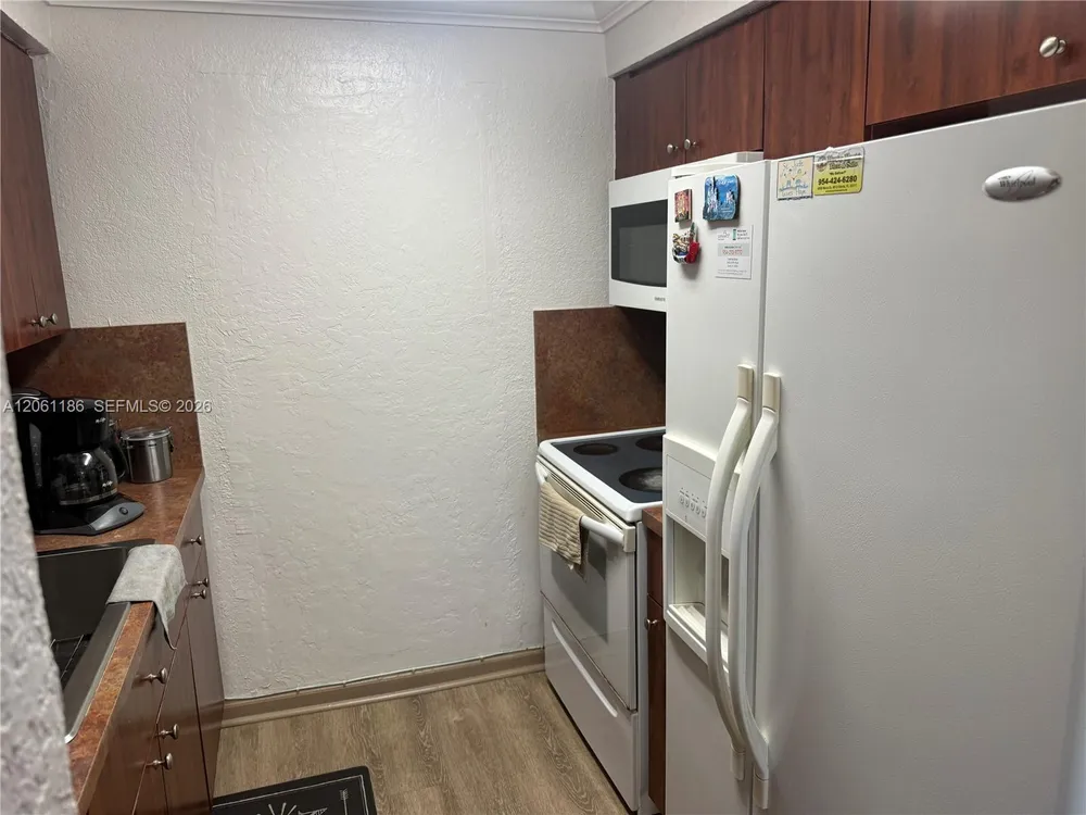 4320 SW 56th Ave, Davie, FL 33314