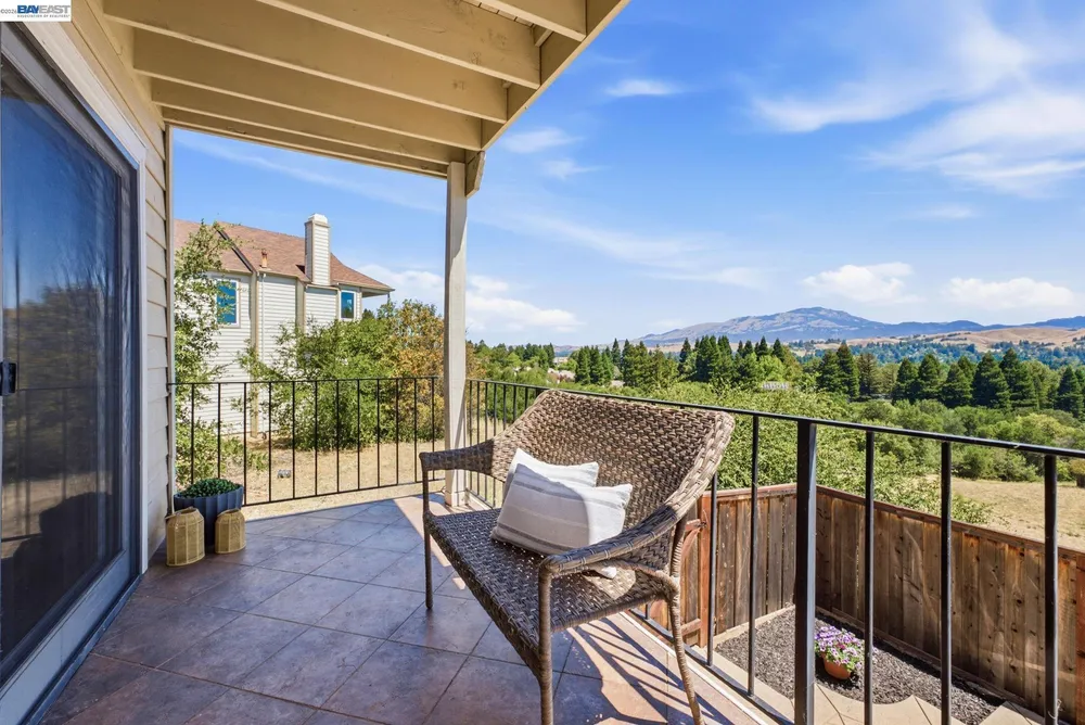 1823 Mockingbird Pl, Danville, CA 94526