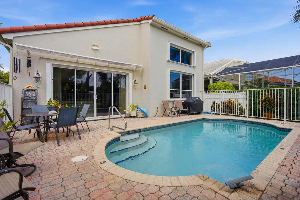 6510 Colomera Dr, Boca Raton, FL 33433
