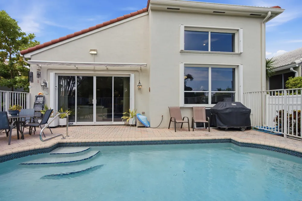 6510 Colomera Dr, Boca Raton, FL 33433