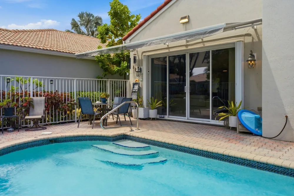 6510 Colomera Dr, Boca Raton, FL 33433