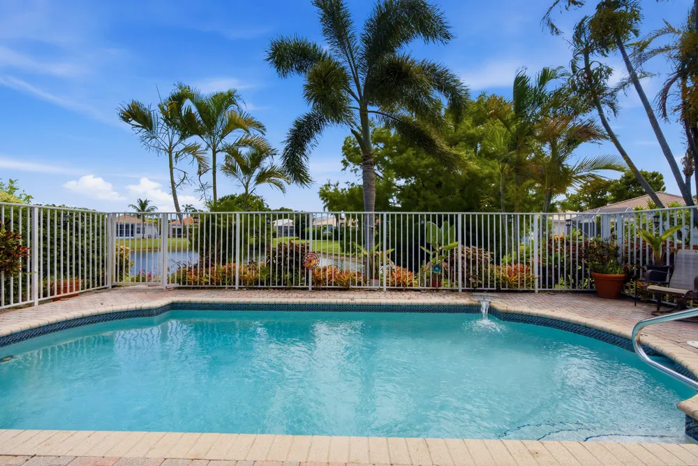 6510 Colomera Dr, Boca Raton, FL 33433