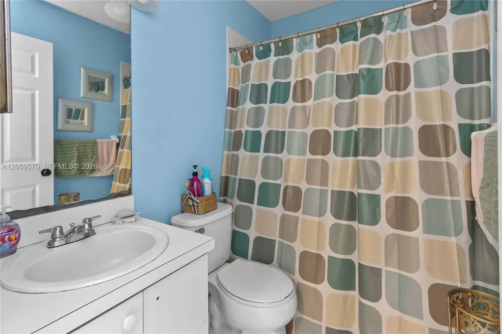 5315 Eagle Cay Way, Coconut Creek, FL 33073