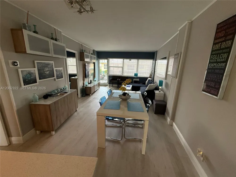 3250 NE 28th St, Fort Lauderdale, FL 33308