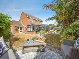 Jaques Close, Glemsford, Sudbury thumb 3