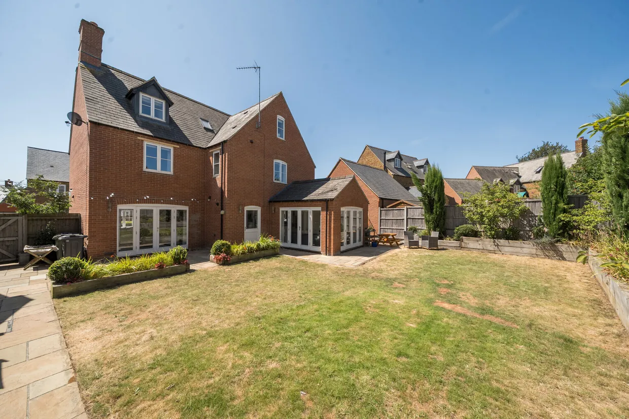 Millers Way, Middleton Cheney, OX17 photo 8