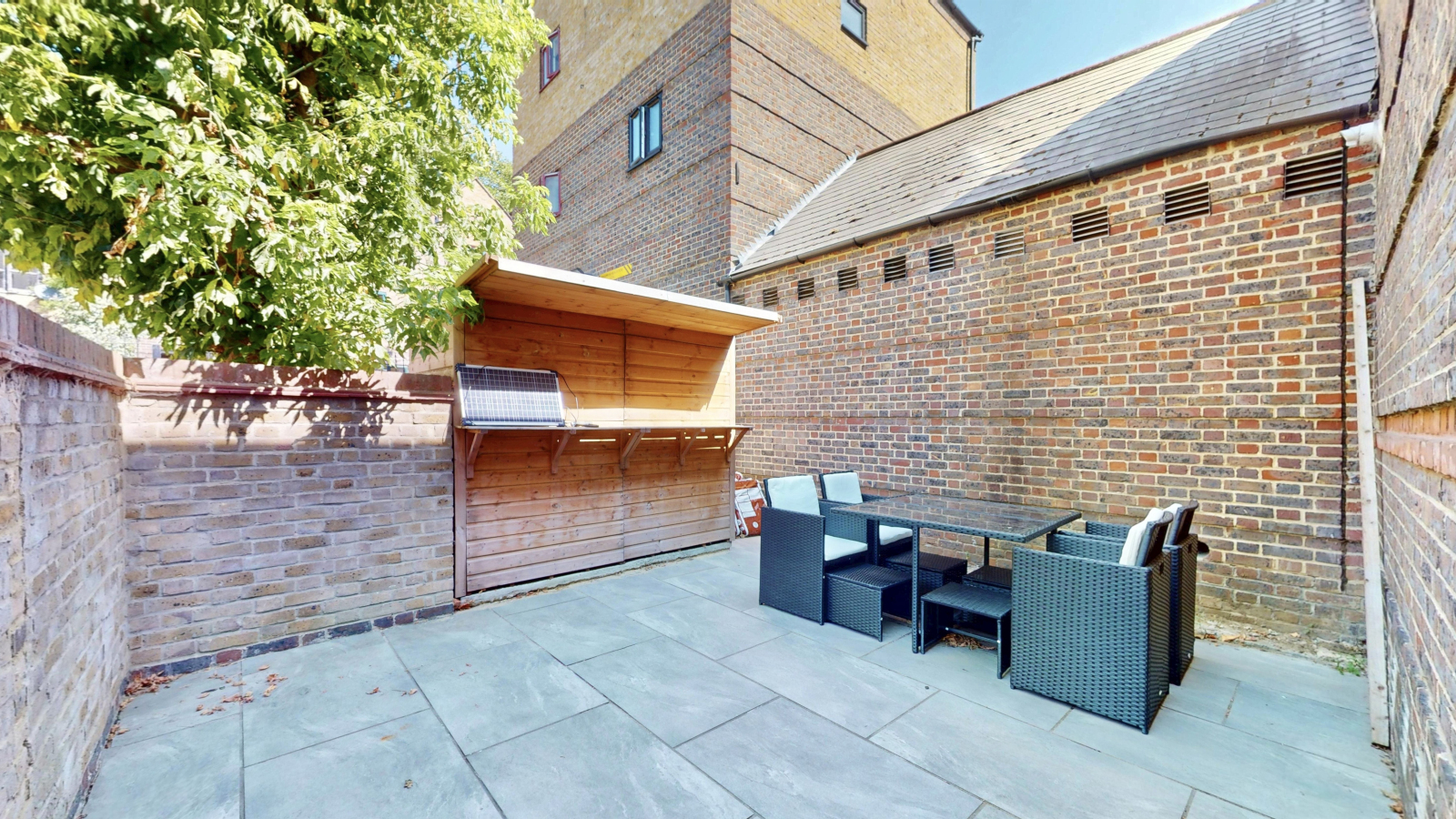 Cunard Walk, London, SE16 Image 16