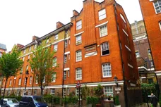 Stirling Court, Tavistock Street