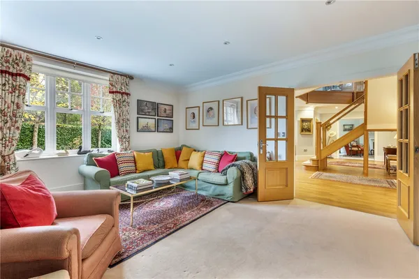 Kings Drive, Midhurst, GU29 photo 6