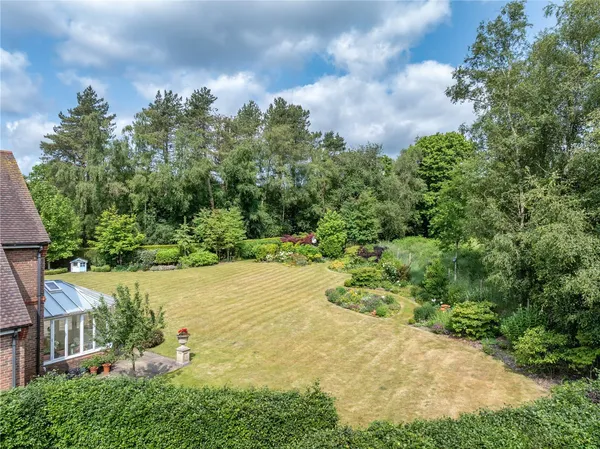 Kings Drive, Midhurst, GU29 photo 7