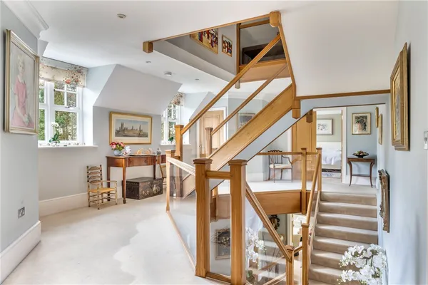 Kings Drive, Midhurst, GU29 photo 8