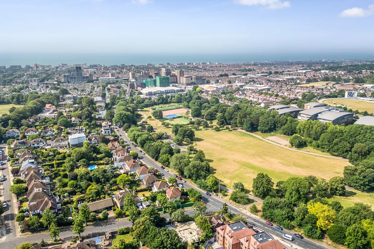 The Droveway, Hove, BN3 photo 3