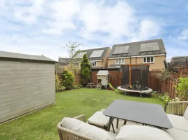 Oak Drive, Harrogate thumb 2