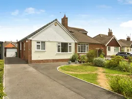 Cookridge Avenue, Leeds photo