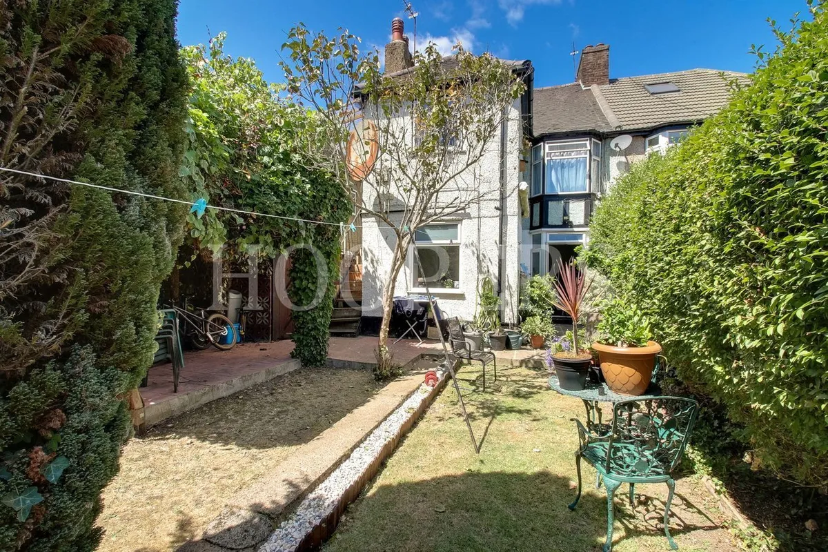 Tanfield Avenue, London, NW2