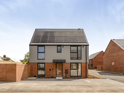 Mecury Crescent, Langley Park Way, CHIPPENHAMphoto