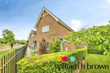 Hallcroft Chase, Highwoods, COLCHESTER