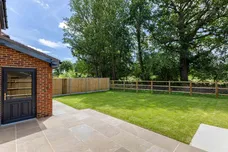 Oakland Grove Ridgley Road, Godalming, GU8 photo 12