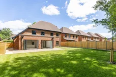 Oakland Grove Ridgley Road, Godalming, GU8 photo 14