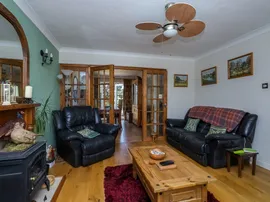 Hawkstown View, Hailsham thumb 3