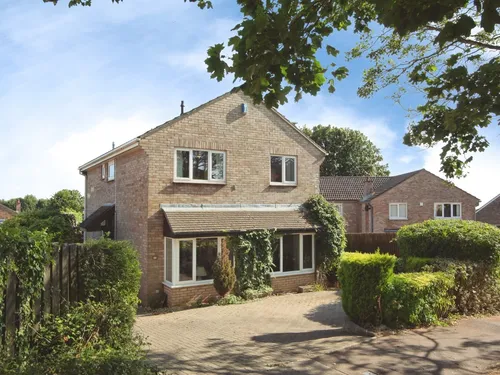 Lynton Close, Sully, Penarthphoto