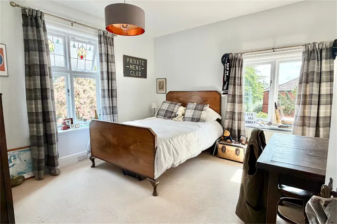 Property carousel image 23